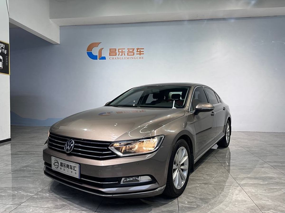 大眾 邁騰  2018款 330TSI DSG 領(lǐng)先型圖片