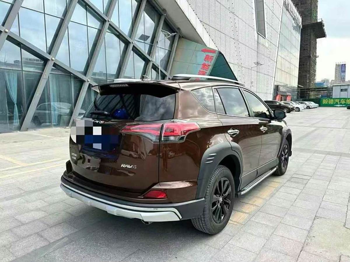 豐田 RAV4榮放  2019款 2.0L CVT兩驅(qū)風(fēng)尚X限量版 國(guó)VI圖片