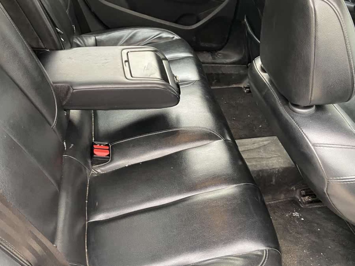 標致 408  2014款 1.8L 自動豪華版圖片