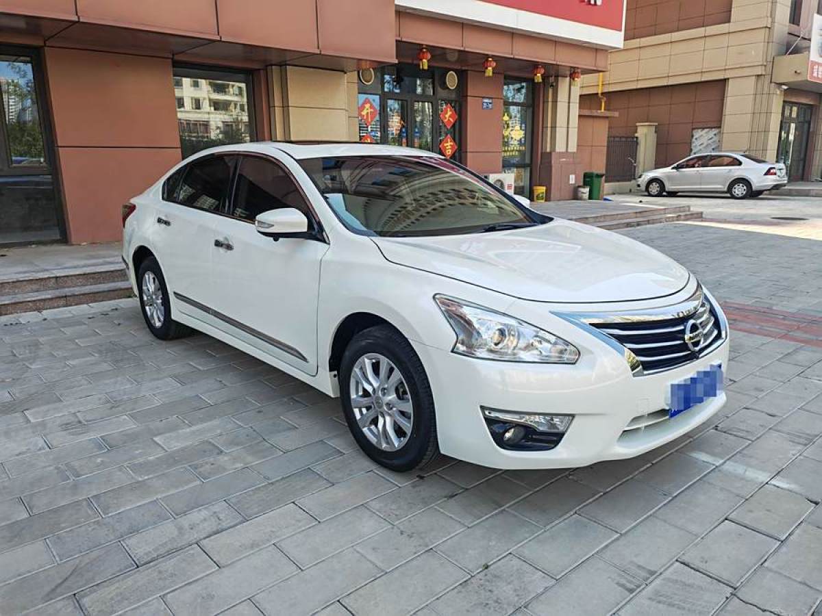 日產(chǎn) 天籟  2015款 2.0L XL-Sporty歐冠運(yùn)動(dòng)版圖片