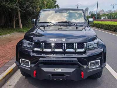 bj40圖片 北京 plus 2.3t 自動四驅旗艦版 國vi