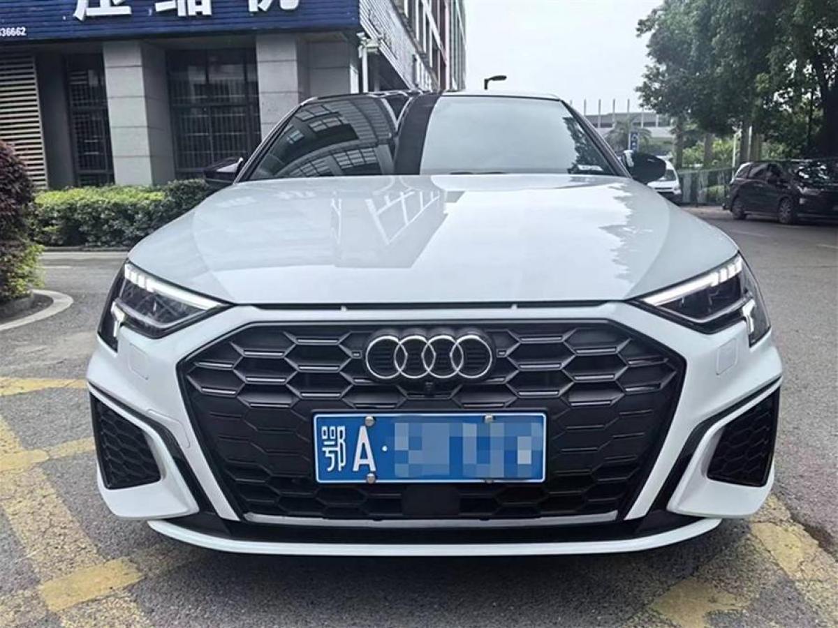 奧迪 奧迪A3  2022款 A3L Limousine 35 TFSI 時(shí)尚致雅型圖片