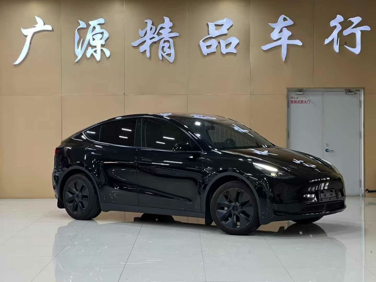 特斯拉 Model S  2023款 三電機(jī)全輪驅(qū)動(dòng) Plaid版圖片