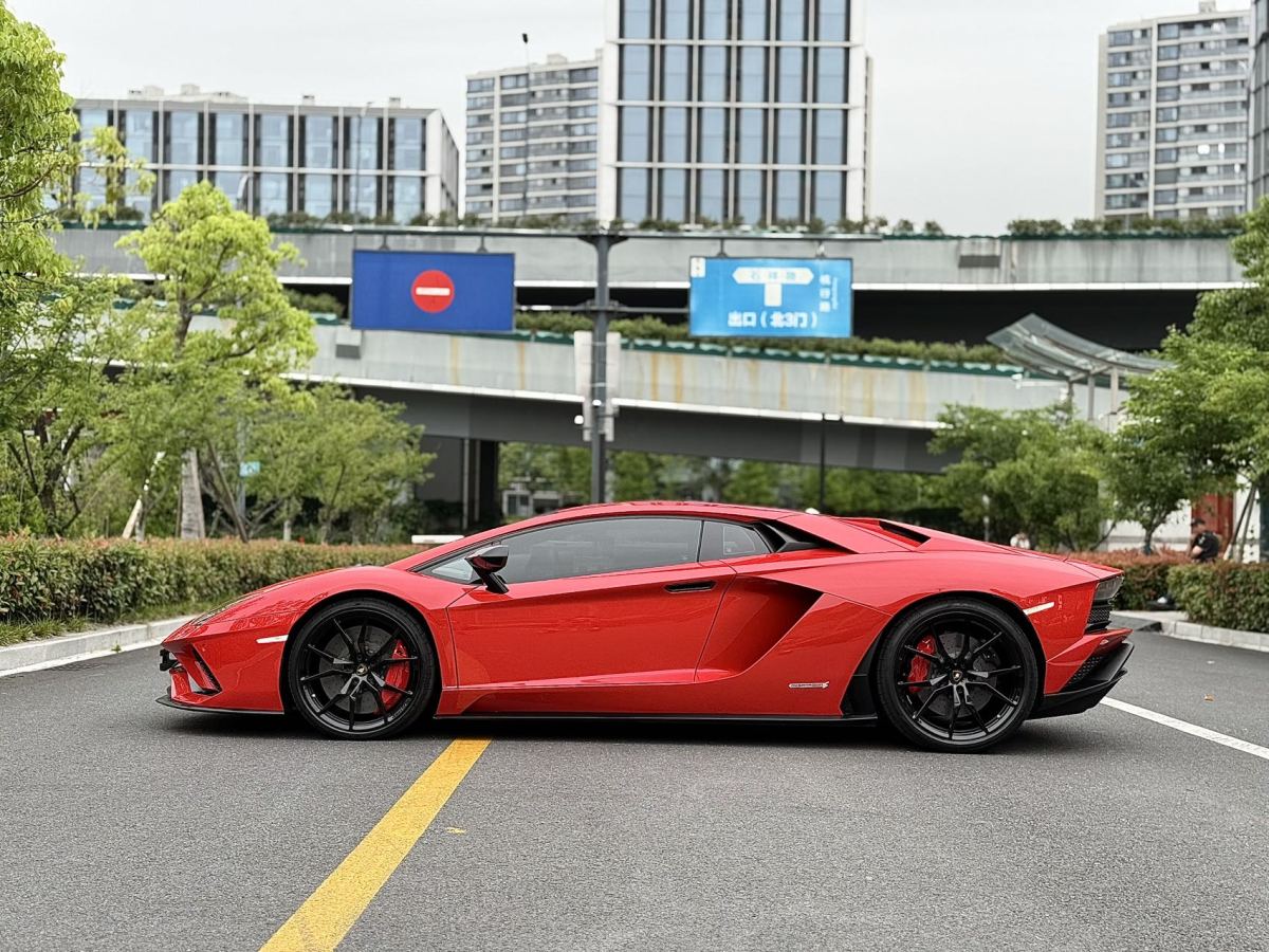蘭博基尼 Aventador  2017款 Aventador S圖片