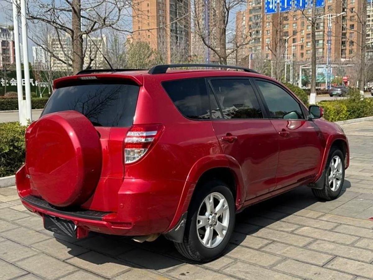 豐田 RAV4榮放  2016款 2.0L CVT兩驅(qū)智尚版圖片