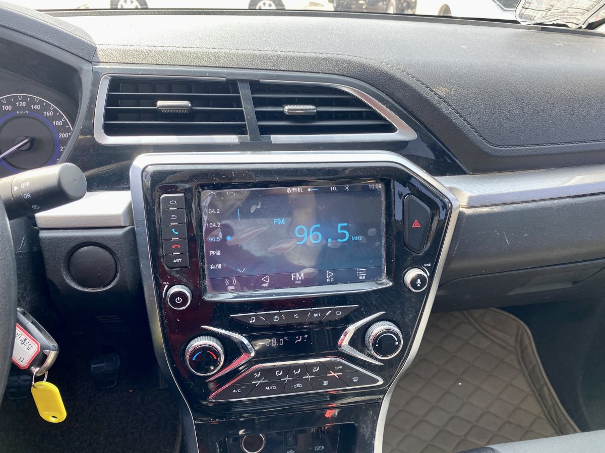 海马 S5青春版  2018款 1.6L 手动豪华型图片