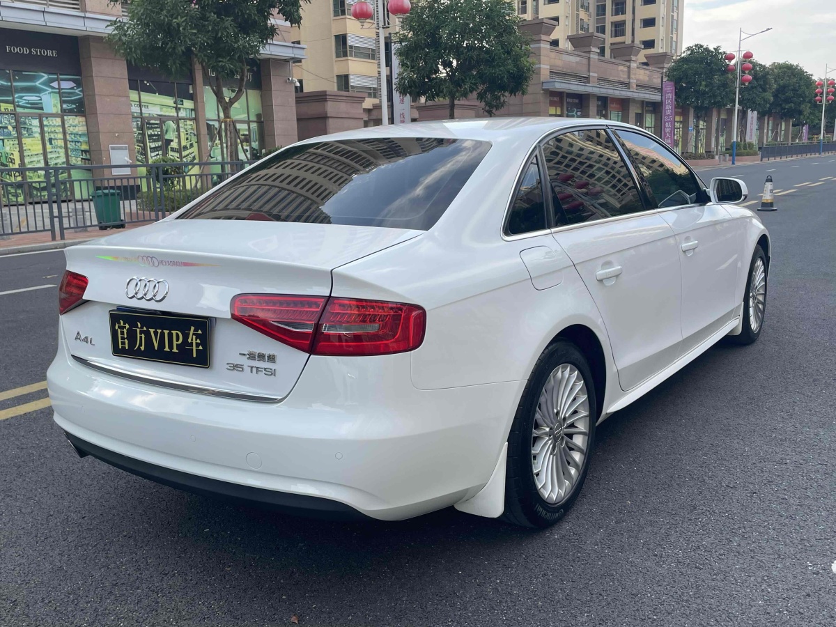 奧迪 奧迪A4L  2015款 35 TFSI 自動(dòng)舒適型圖片