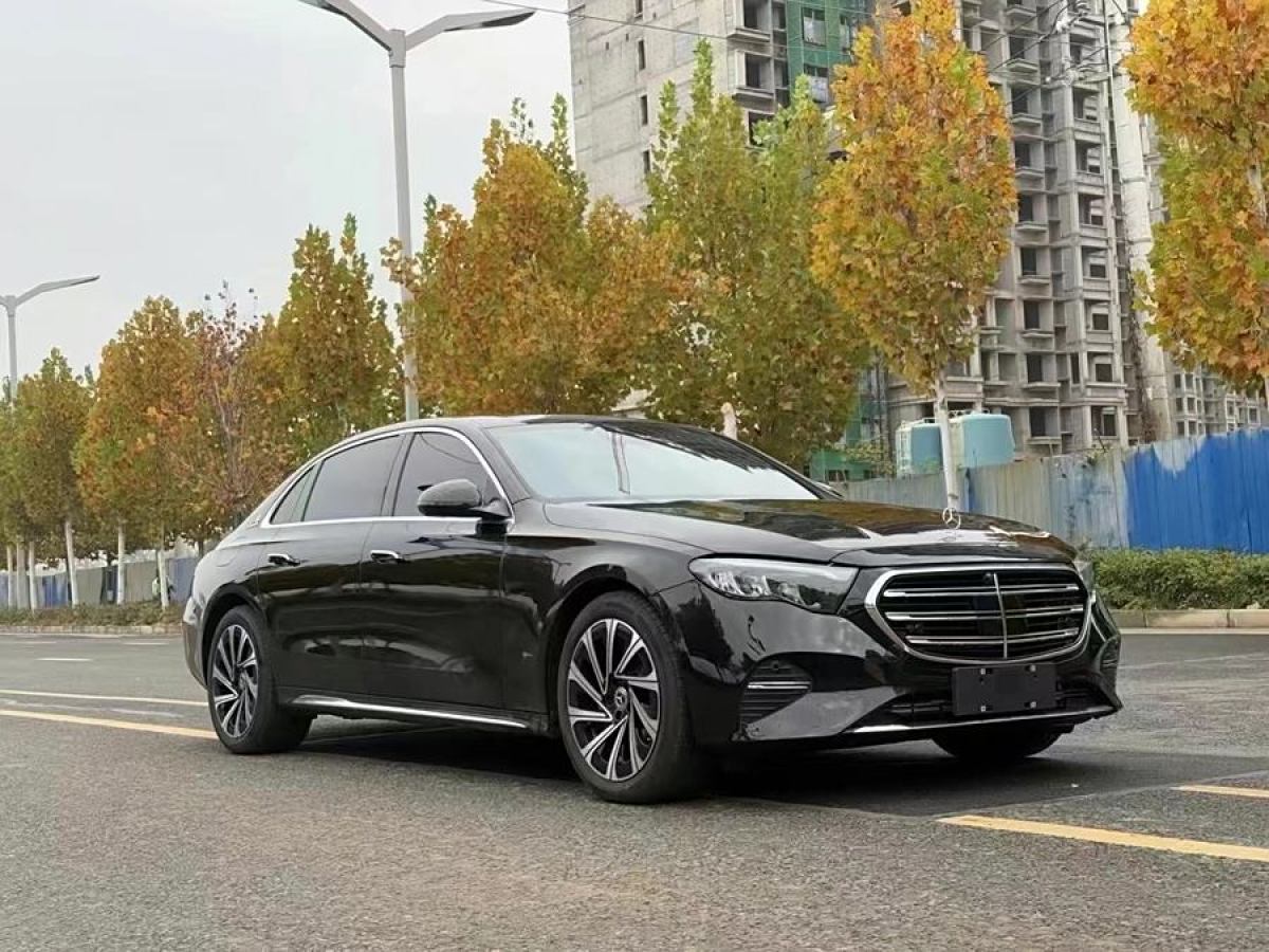 奔馳 奔馳E級(jí)  2024款 E 300 L 豪華型圖片