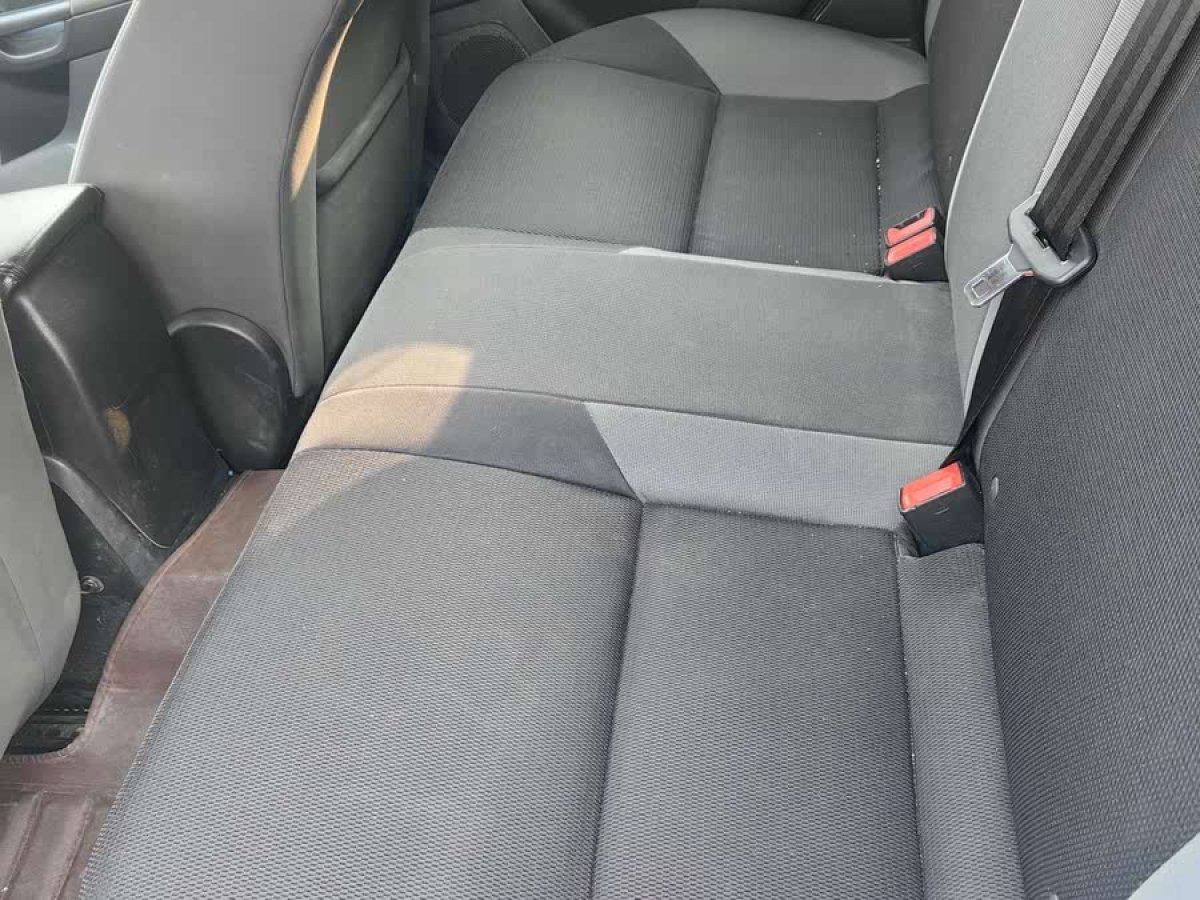 福特 福克斯  2012款 兩廂 1.6L 自動(dòng)舒適型圖片