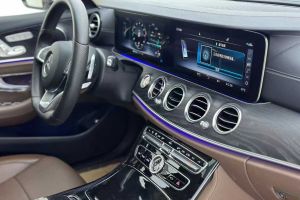 奔馳E級 奔馳 E 200 L 4MATIC