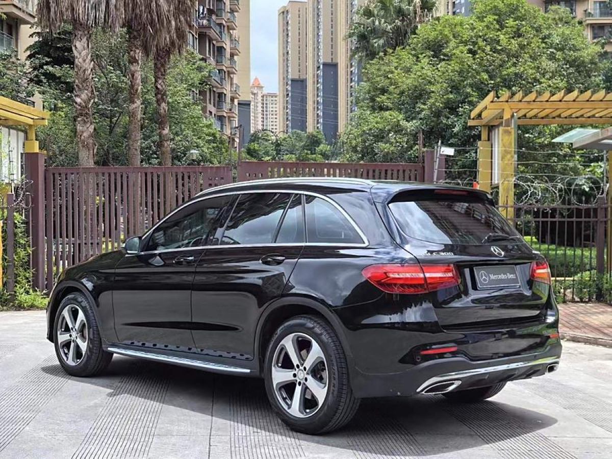 奔馳 奔馳GLC  2017款 GLC 300 4MATIC 動(dòng)感型圖片