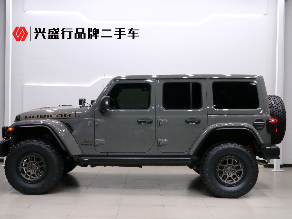 Jeep 牧馬人  2024款 2.0T 羅賓漢四門版圖片