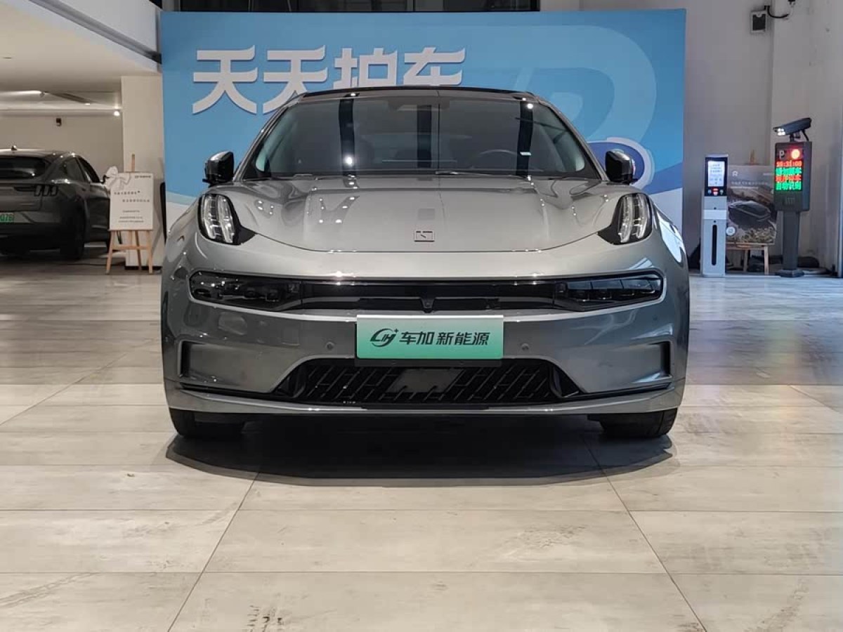 極氪 極氪001  2022款 長續(xù)航雙電機 WE版圖片