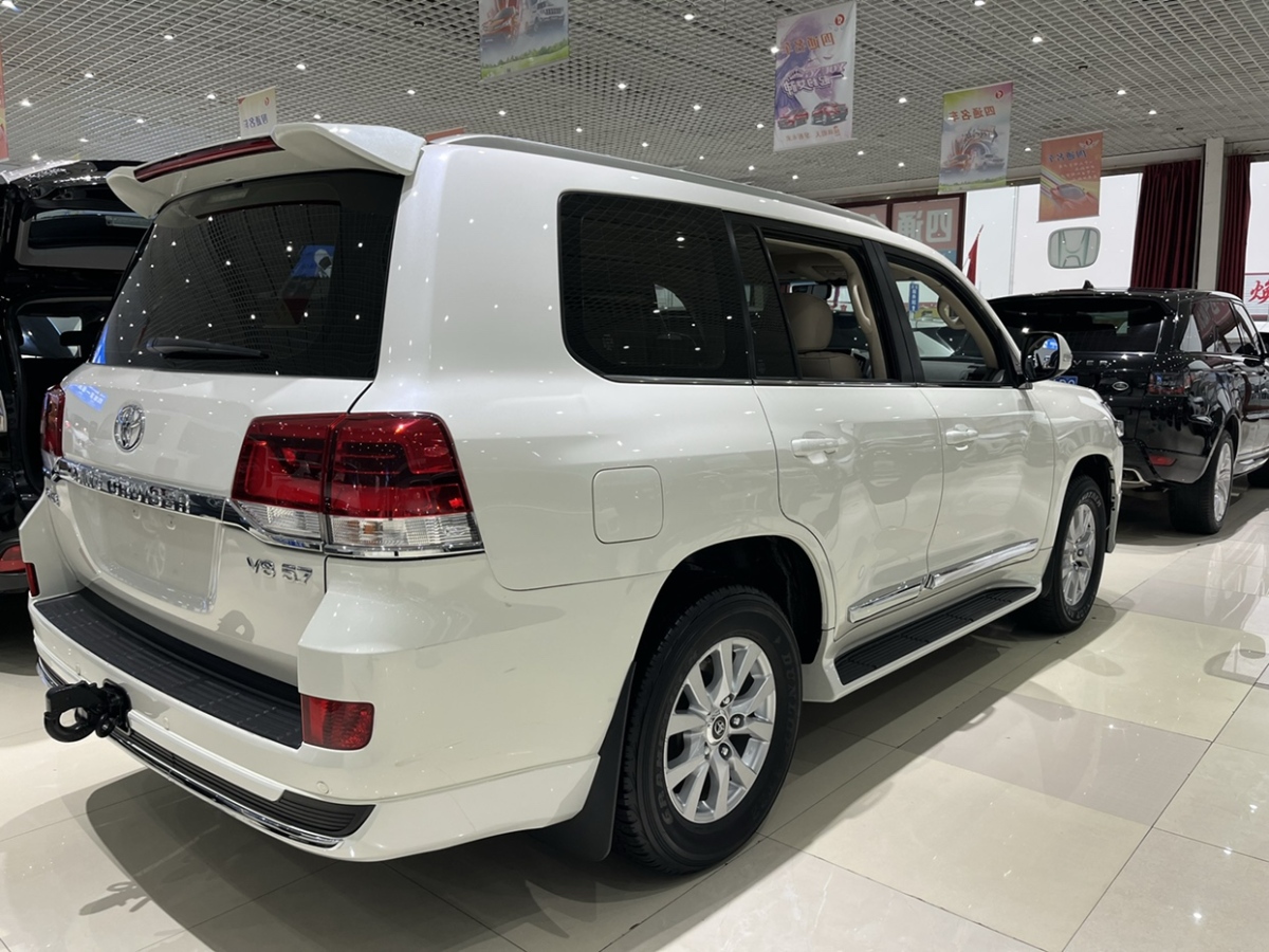 豐田 蘭德酷路澤  2018款 5.7L VX-R 12氣 底升(中東版)圖片