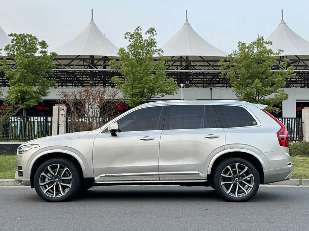 沃爾沃 XC90  2019款  T6 智逸版 7座 國VI圖片