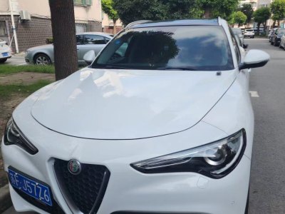 2018年3月 阿爾法·羅密歐 Stelvio 2.0T 280HP 豪華版圖片