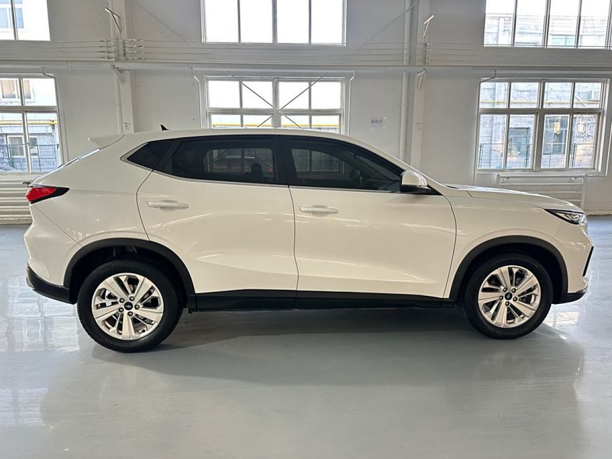 長(zhǎng)安歐尚 長(zhǎng)安歐尚X5  2021款 1.6L CVT尊貴型圖片