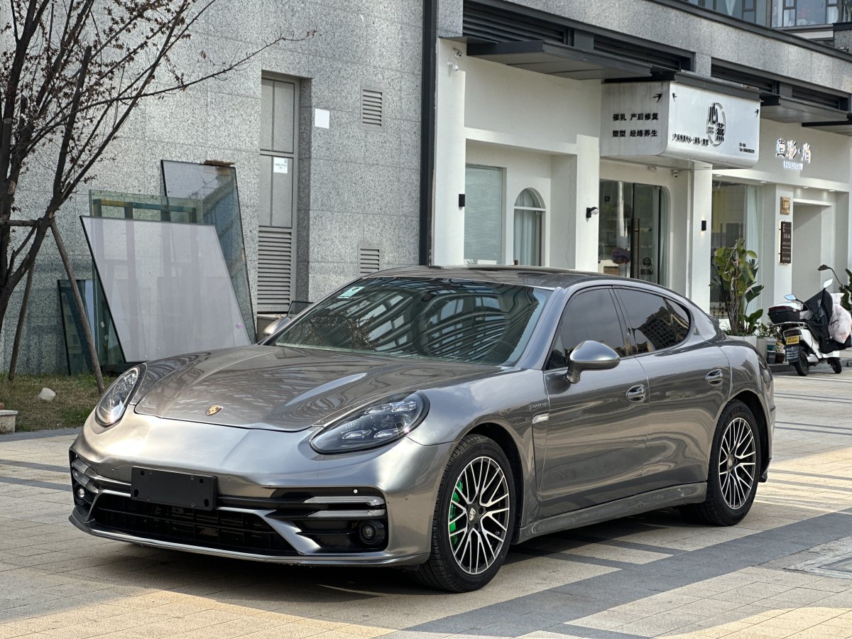 2012年3月保時(shí)捷 Panamera  2010款 Panamera 4 3.6L