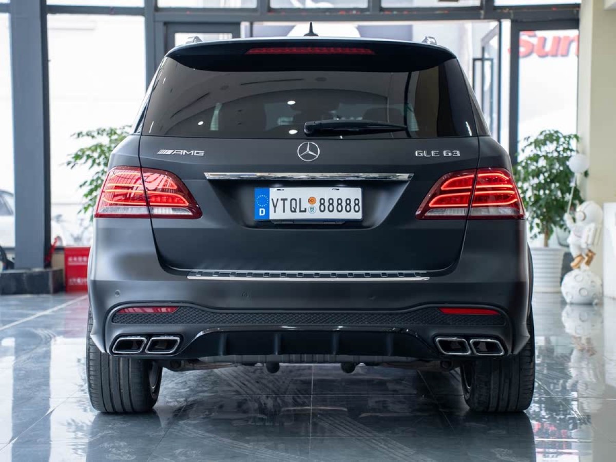 奔馳 奔馳GLE AMG  2015款 AMG GLE 63 4MATIC圖片