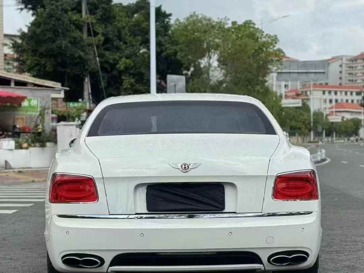 賓利 飛馳  2015款 4.0T V8 標(biāo)準(zhǔn)版圖片