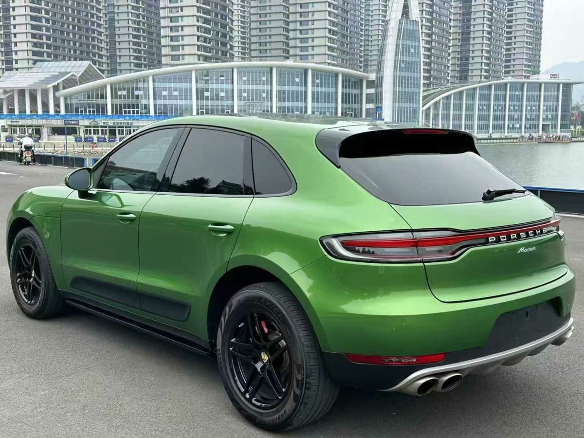 保時(shí)捷 Macan 圖片