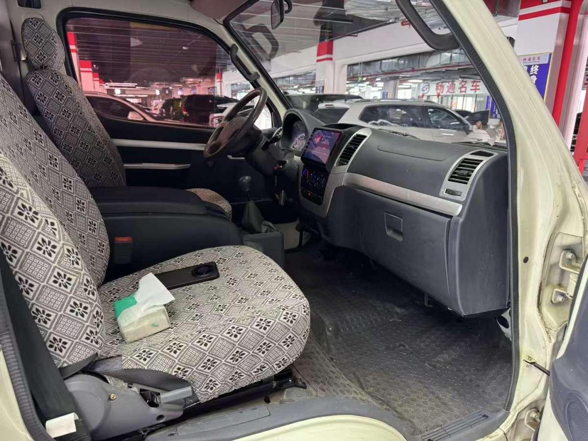 金旅 海獅  2021款 1.8L汽油版物流車龍運(yùn)GL650短軸高頂LJ4A18Q6圖片