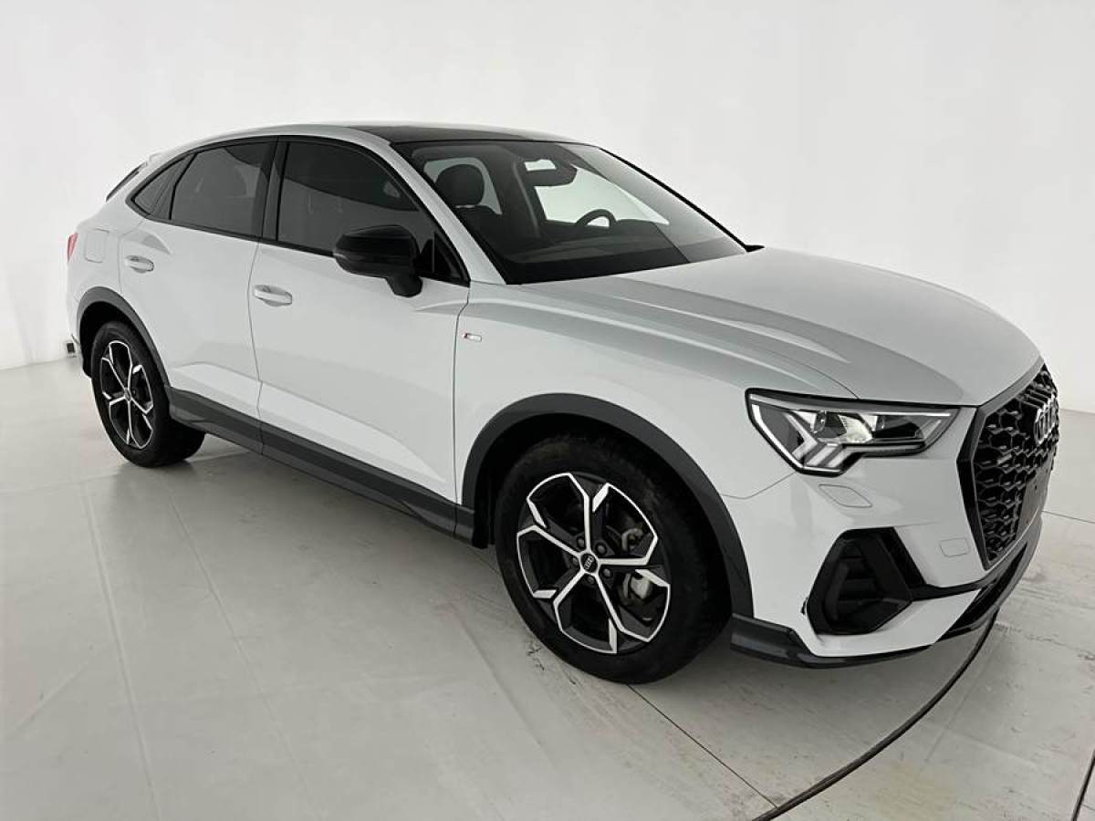 2022年2月奧迪 奧迪Q3 Sportback  2023款 改款 45 TFSI quattro 豪華型