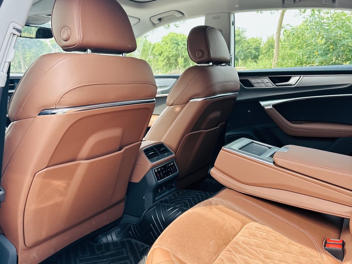 奧迪 奧迪A7L  2024款 45 TFSI quattro 奢享型圖片