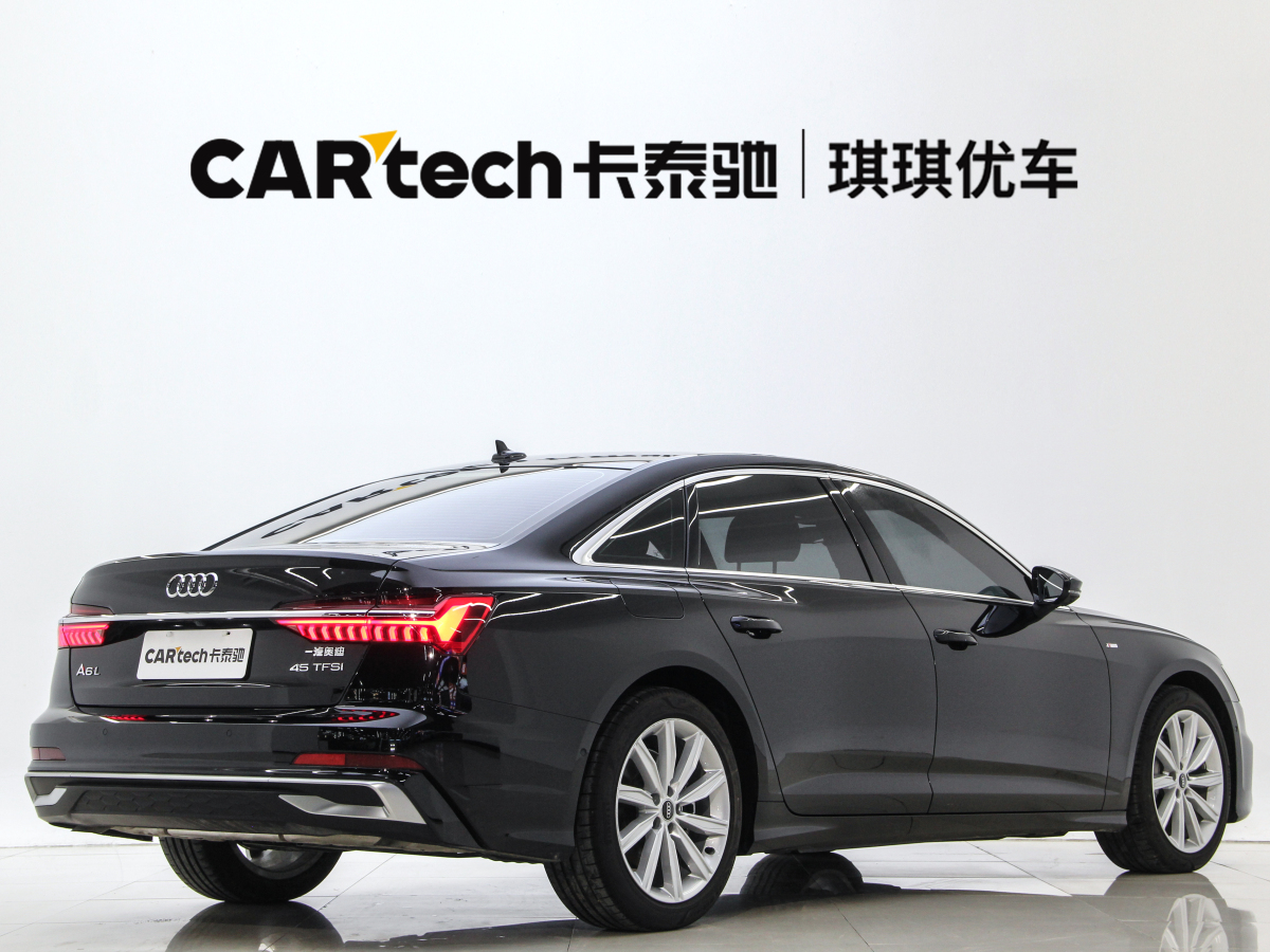 奥迪 奥迪A6L  2023款 改款 45 TFSI 臻选动感型图片