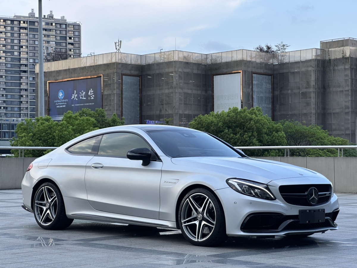 2018年06月奔馳 奔馳C級(jí)AMG  2016款 AMG C 63 Coupe