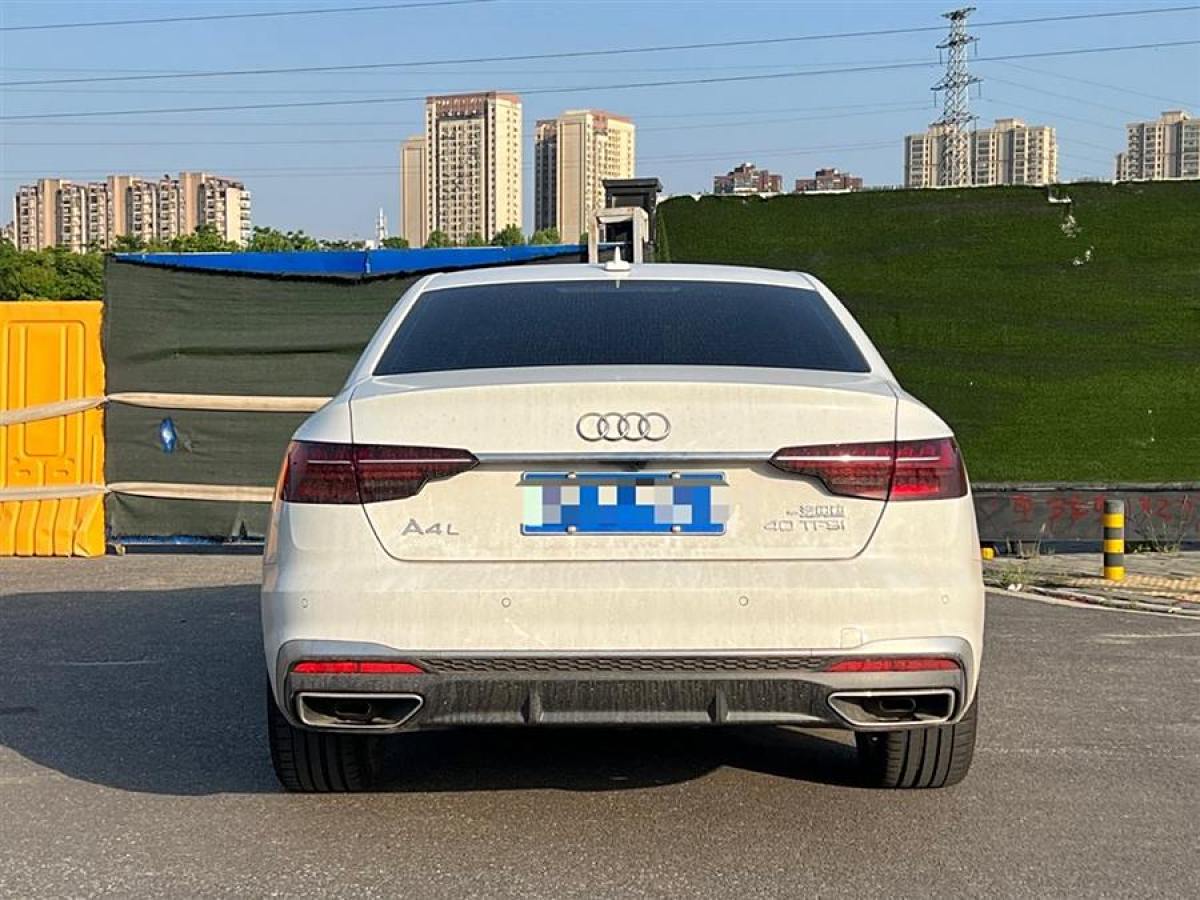 奧迪 奧迪A4L  2022款 40 TFSI 豪華動(dòng)感型圖片