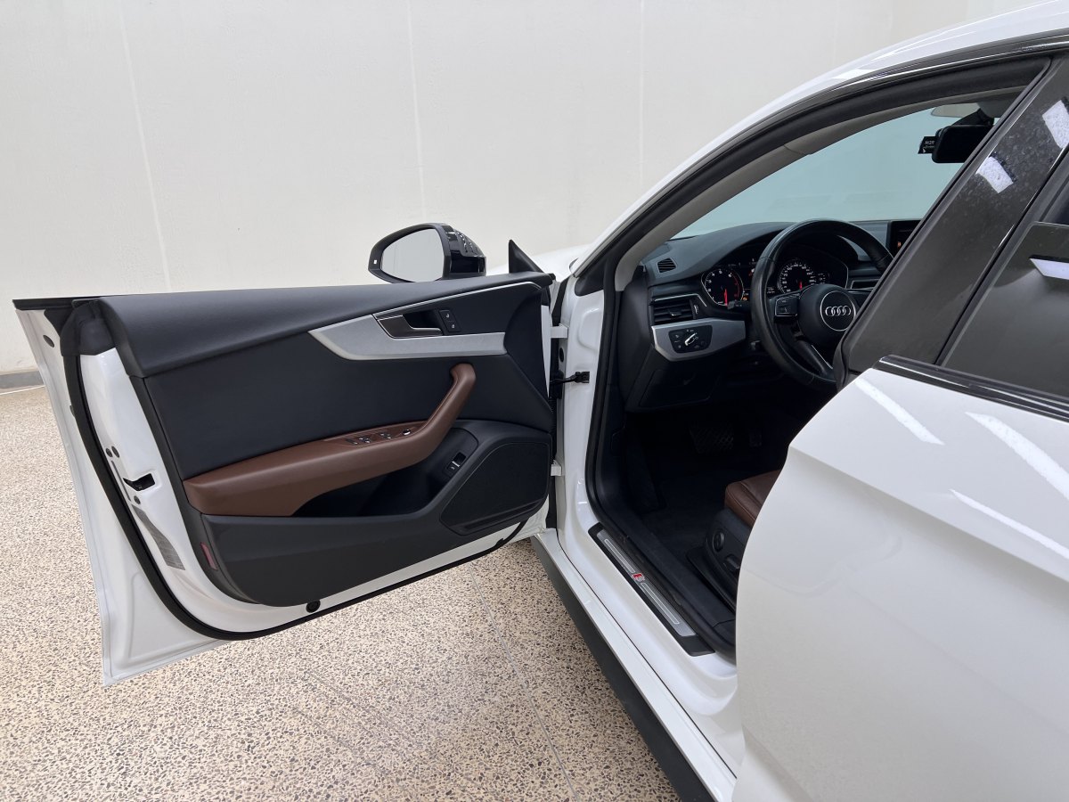 奧迪 奧迪A5  2017款 Sportback 45 TFSI 時尚型圖片