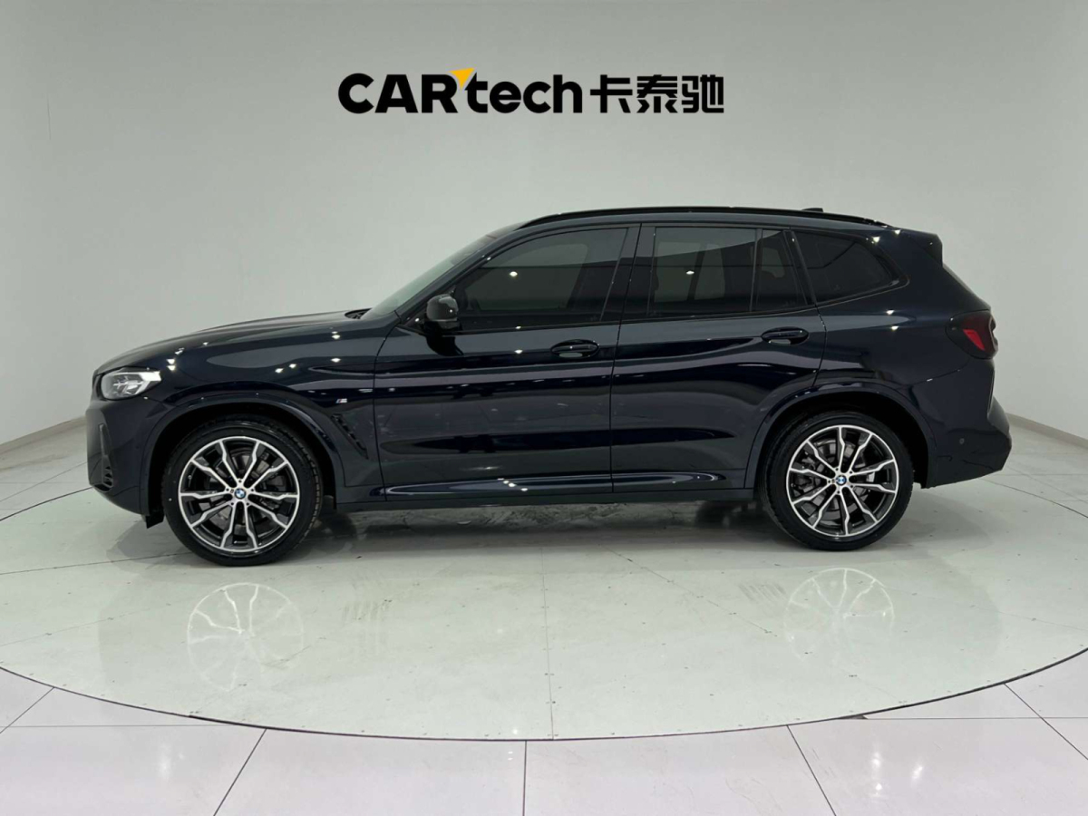 寶馬 寶馬X3  2022款 改款 xDrive30i 領(lǐng)先型 M曜夜套裝圖片