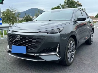 2021年10月 長安 長安UNI-K 2.0T 全輪驅(qū)動(dòng)尊貴型圖片