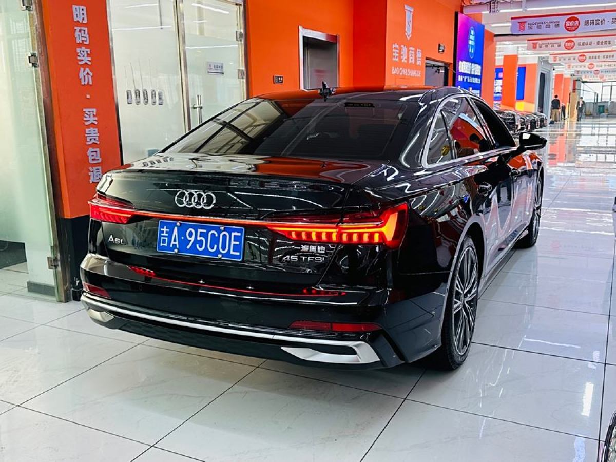 奧迪 奧迪A6L  2023款 改款 45 TFSI 臻選動感型圖片