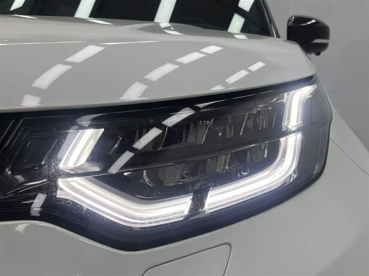 路虎 發(fā)現(xiàn)  2015款 3.0 V6 SC HSE圖片