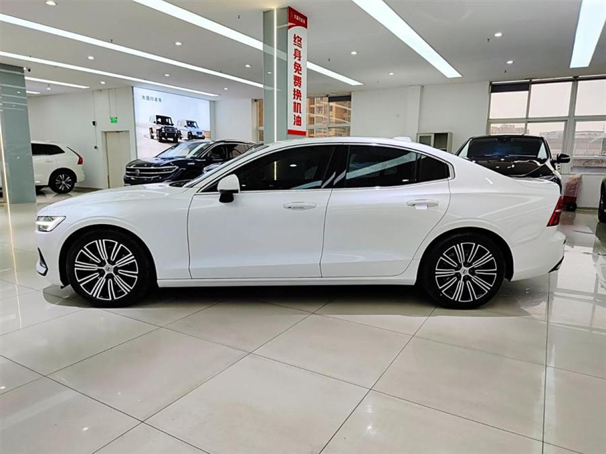 沃爾沃 S60L  2020款 T4 智遠(yuǎn)豪華版圖片