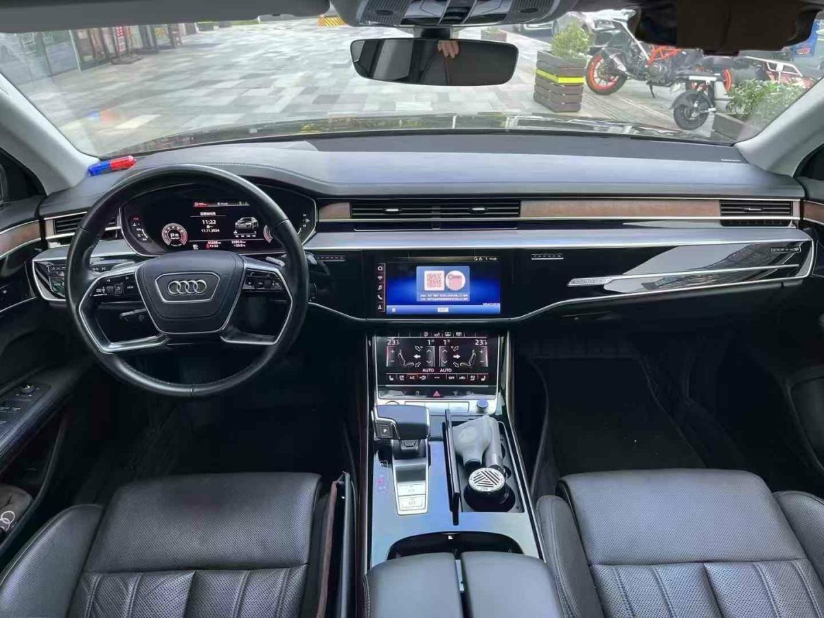 奧迪 奧迪S8  2020款 S8L 4.0TFSI quattro圖片