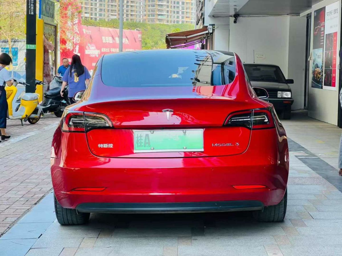 特斯拉 Model S  2021款 Plaid Plus 版圖片