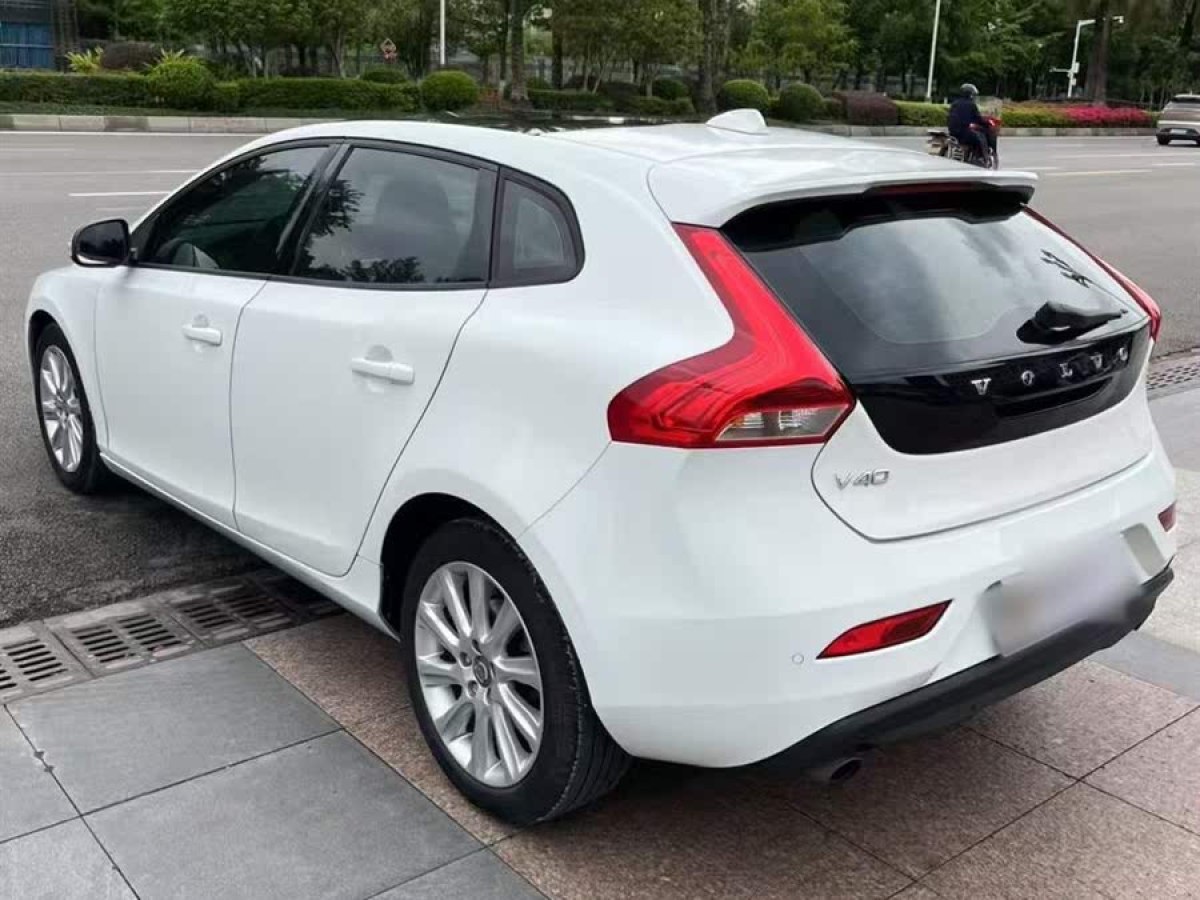 沃爾沃 V40  2013款 2.0T 智逸版圖片
