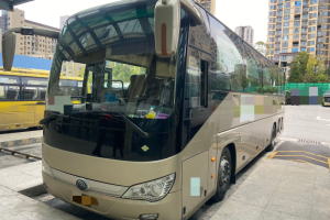 2019年2月 雙胞胎國五LNG的2＋1型30座宇通保姆車  