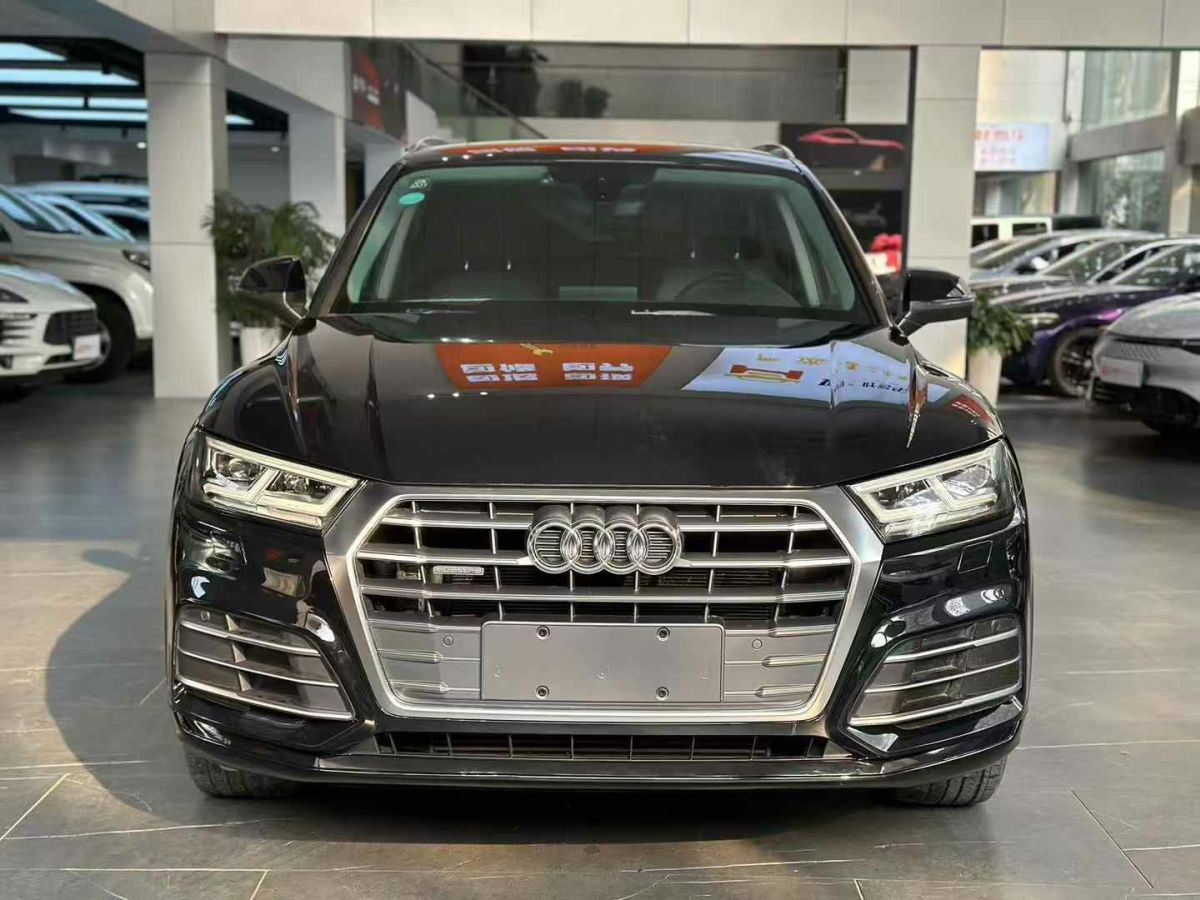 奧迪 奧迪Q3  2019款  35 TFSI 時尚動感型圖片