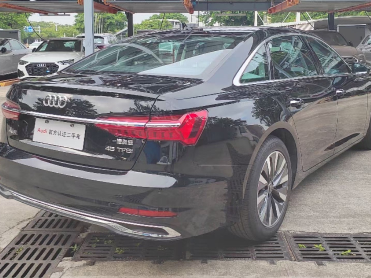 奧迪 奧迪A6L  2023款 45 TFSI 臻選動感型圖片