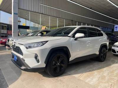 2021年5月 豐田 RAV4榮放 2.0L CVT兩驅(qū)風(fēng)尚版圖片