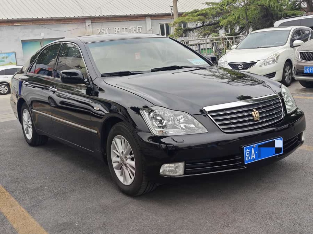 豐田 皇冠  2007款 2.5L Royal 導(dǎo)航版圖片