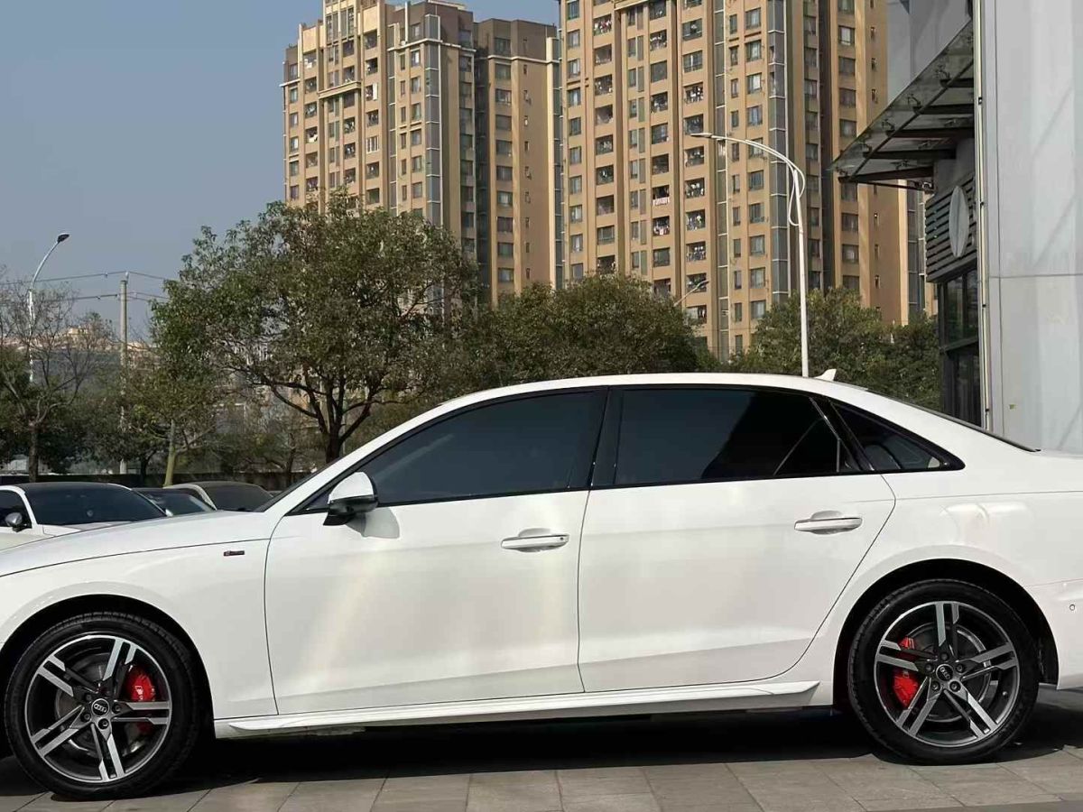 奧迪 奧迪A4L  2020款 35 TFSI 時(shí)尚動(dòng)感型圖片