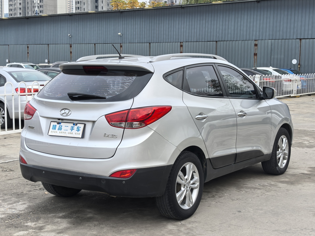 現(xiàn)代 ix35  2012款 2.0 GLS 兩驅(qū)精英型圖片