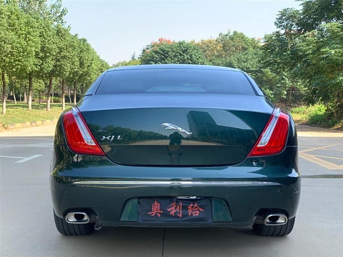 捷豹 XJ  2012款 XJL 3.0 旗艦商務(wù)版圖片