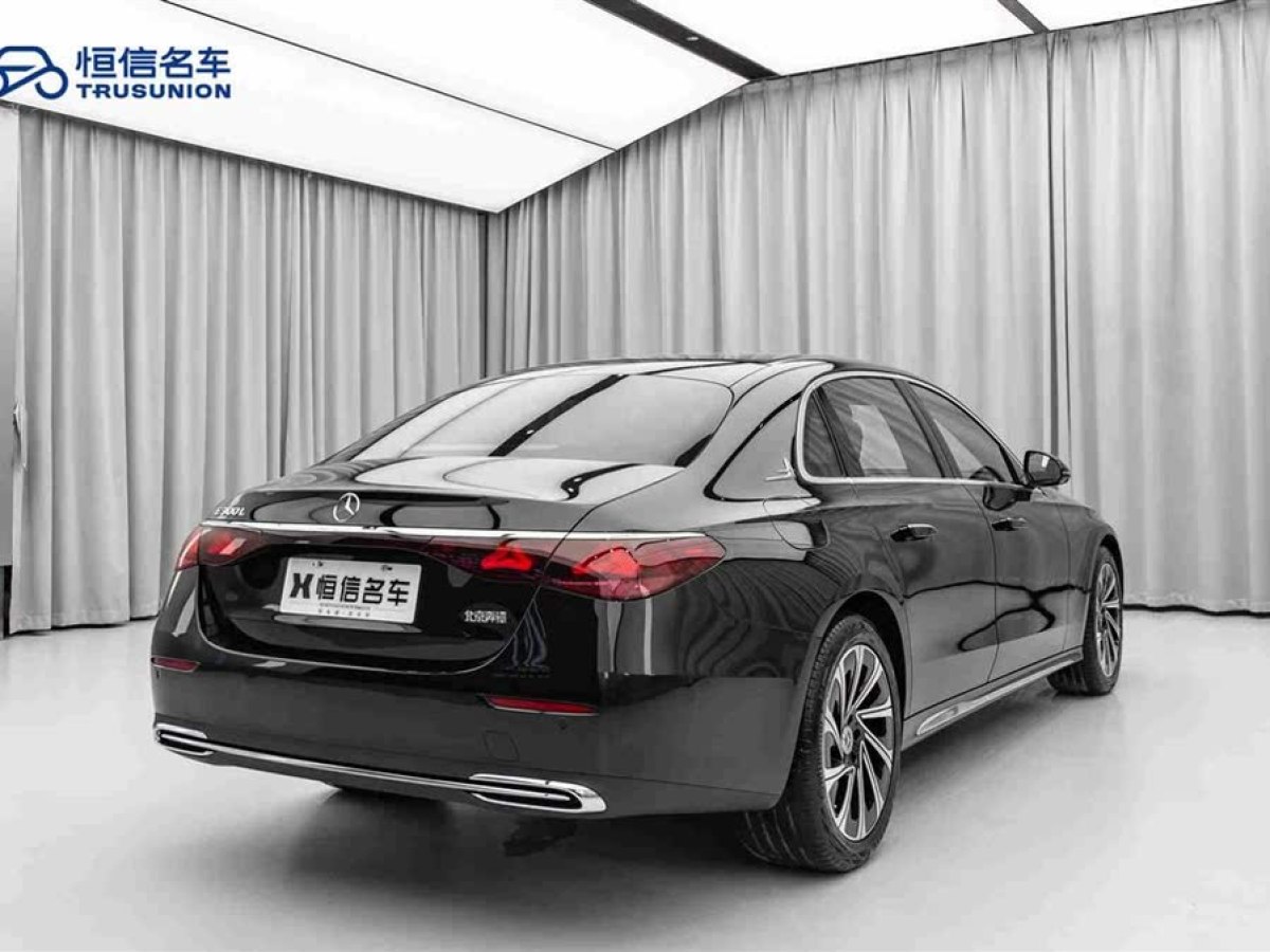 奔馳 奔馳E級  2024款 E 300 L 豪華型圖片