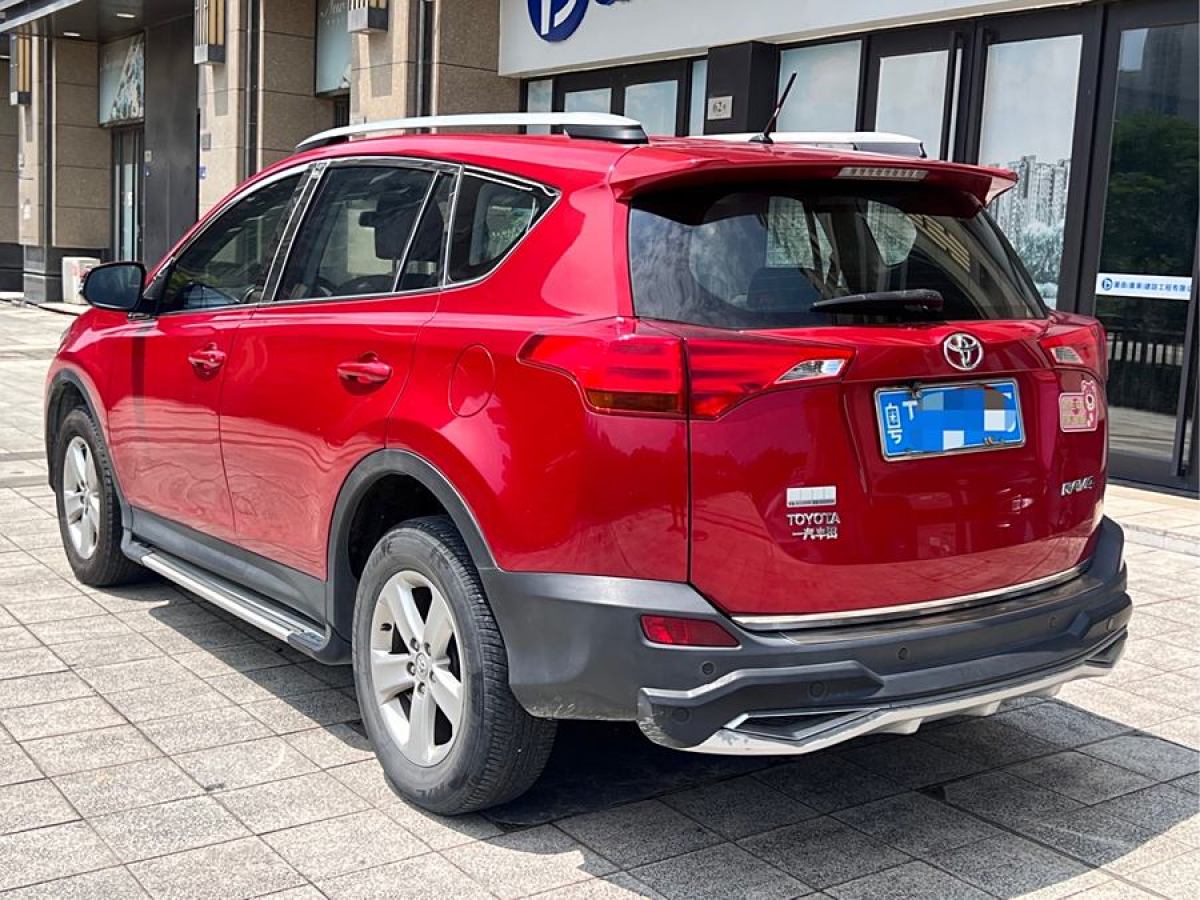 2013年10月豐田 RAV4榮放  2013款 2.0L CVT兩驅(qū)都市版